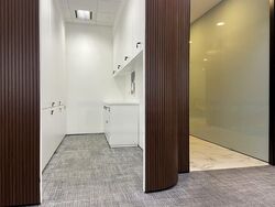 18 ROBINSON (D1), Office #481268571
